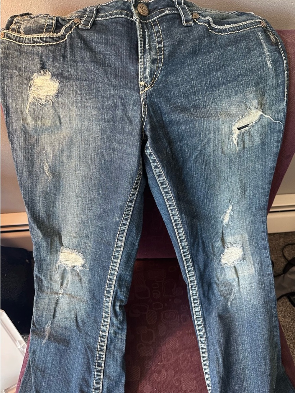 Silver Jeans Distressed Blue Bootcut Jeans Pioneer style Size 14 Length 28 - Picture 9 of 9